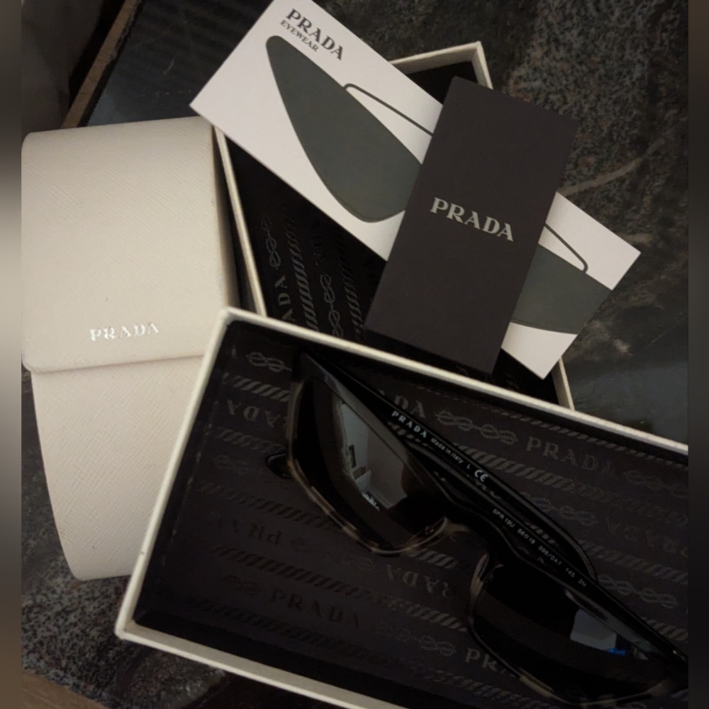 Prada Opal Spotted Catwalk Sunnies 🌟